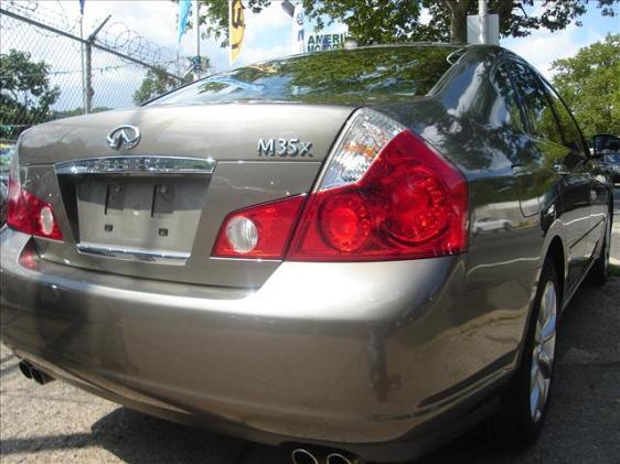 Infiniti M35 2006 photo 3