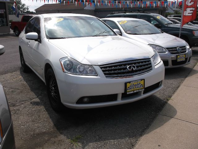 Infiniti M35 2006 photo 1