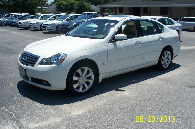 Infiniti M35 R/T With Mopar Appearance Package Sedan