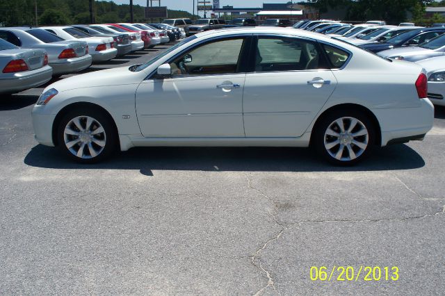 Infiniti M35 2006 photo 2