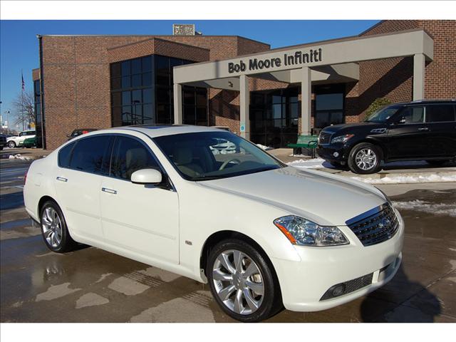 Infiniti M35 Unknown Sedan