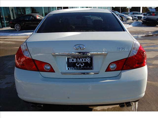 Infiniti M35 2007 photo 1