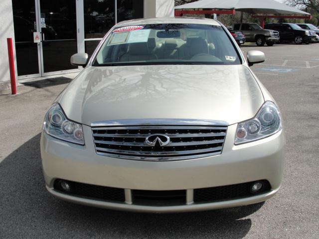 Infiniti M35 2007 photo 3