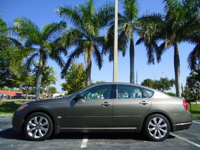 Infiniti M35 2007 photo 1