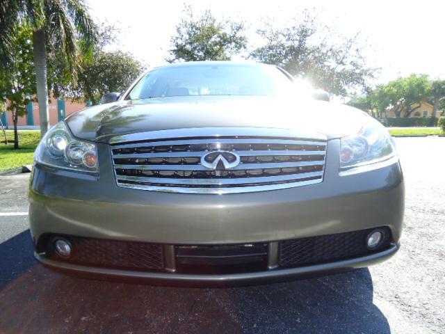 Infiniti M35 2007 photo 3