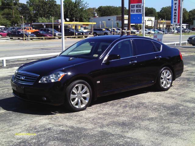 Infiniti M35 W/leather Sedan