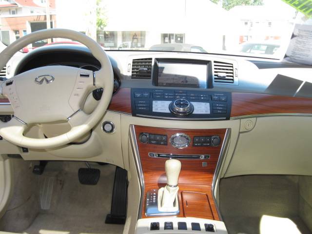 Infiniti M35 2007 photo 1