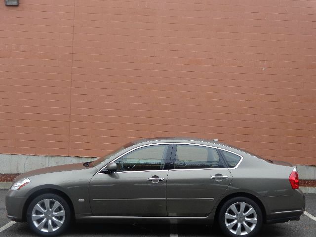 Infiniti M35 2007 photo 2