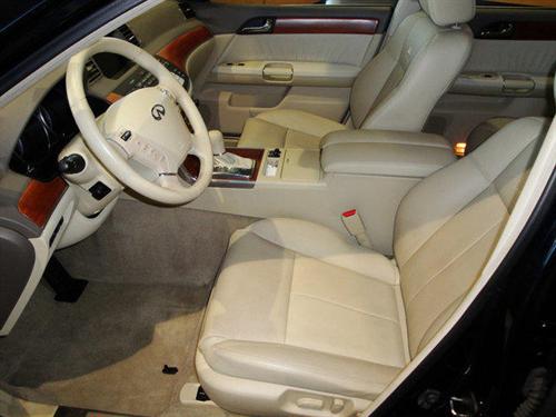 Infiniti M35 2007 photo 2