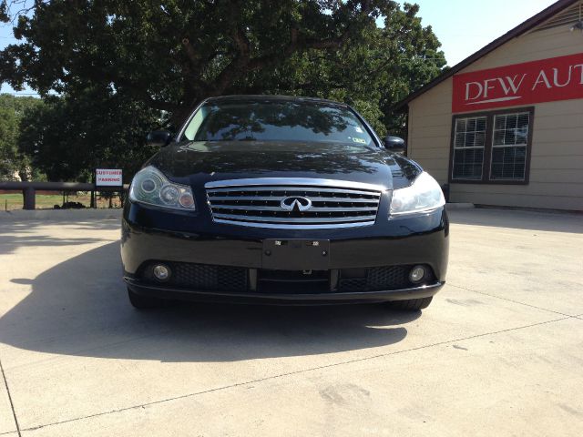 Infiniti M35 2007 photo 2