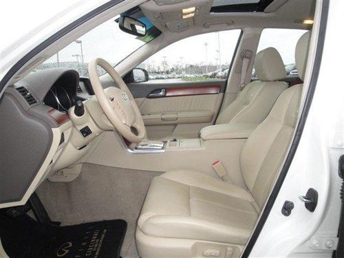 Infiniti M35 2007 photo 2