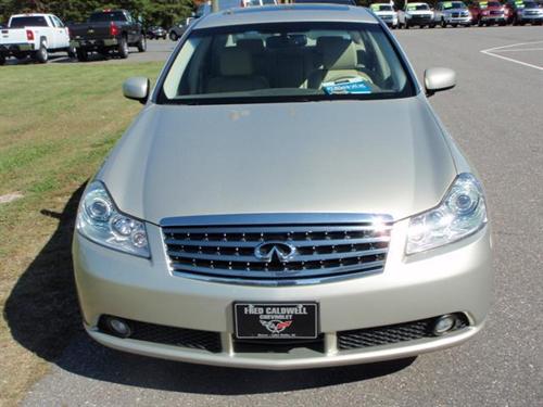 Infiniti M35 2007 photo 2