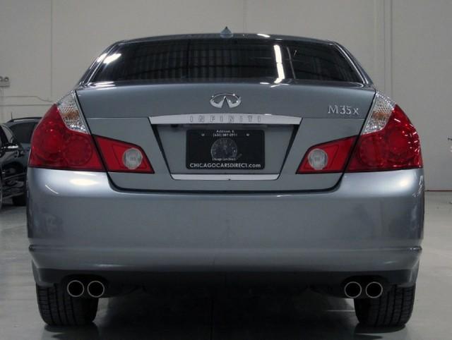 Infiniti M35 2007 photo 2