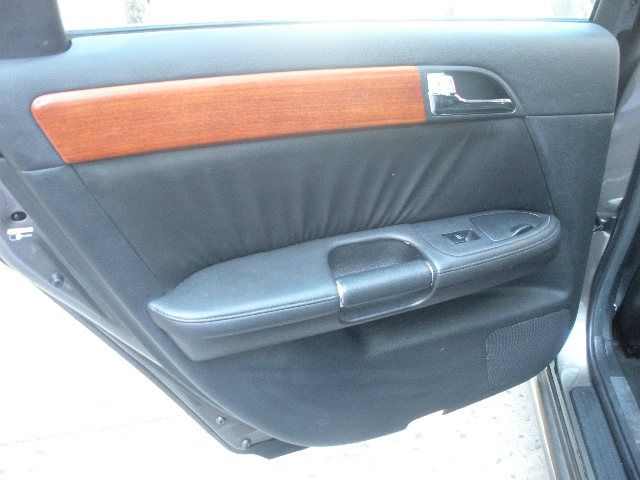 Infiniti M35 2007 photo 19