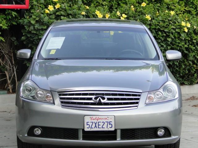 Infiniti M35 2007 photo 2