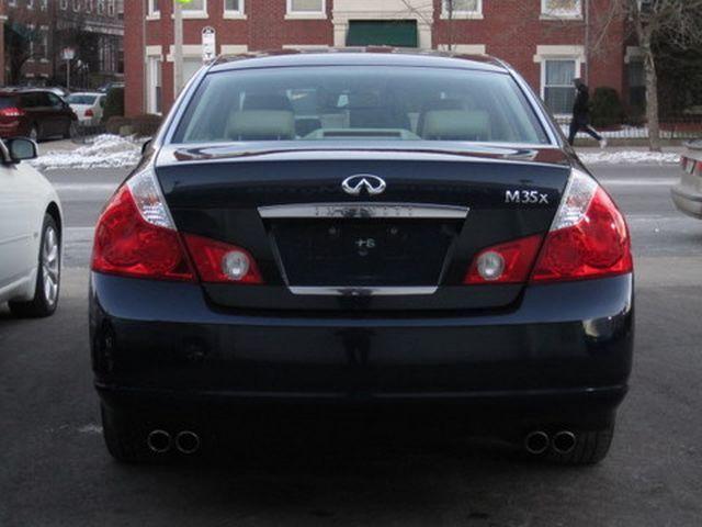 Infiniti M35 2007 photo 3