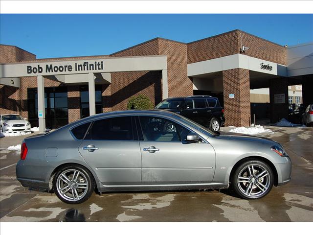 Infiniti M35 GSX Sedan