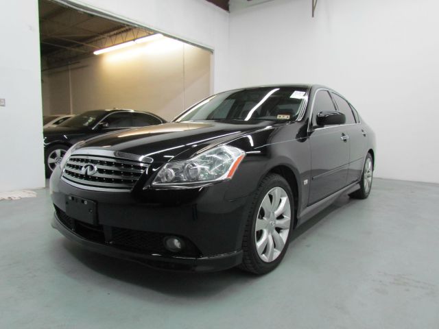 Infiniti M35 2007 photo 2