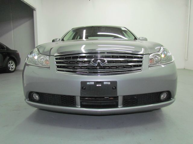 Infiniti M35 2007 photo 2