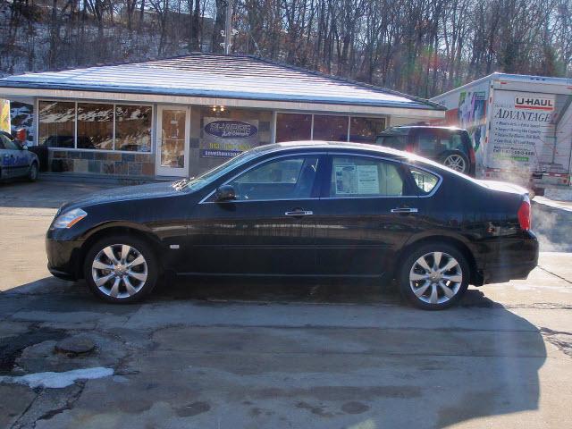 Infiniti M35 2007 photo 2