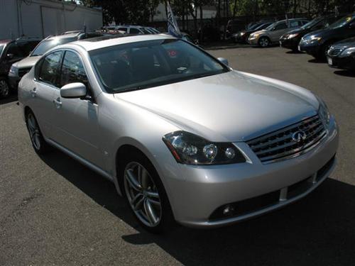 Infiniti M35 2007 photo 2