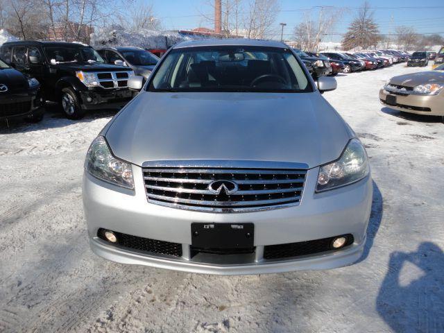 Infiniti M35 AWD W/navigation Unspecified