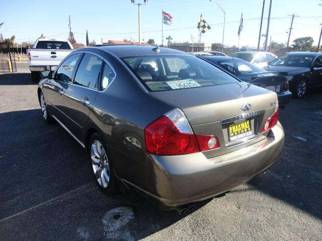 Infiniti M35 2007 photo 3