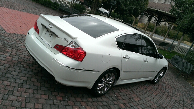 Infiniti M35 2008 photo 2