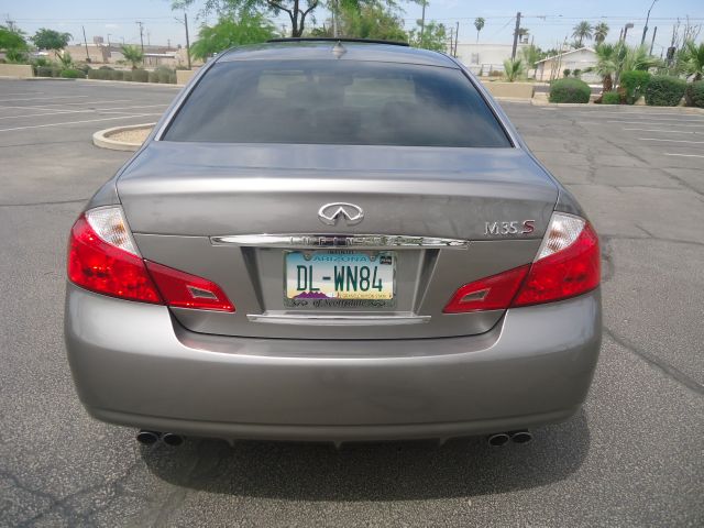 Infiniti M35 2008 photo 2