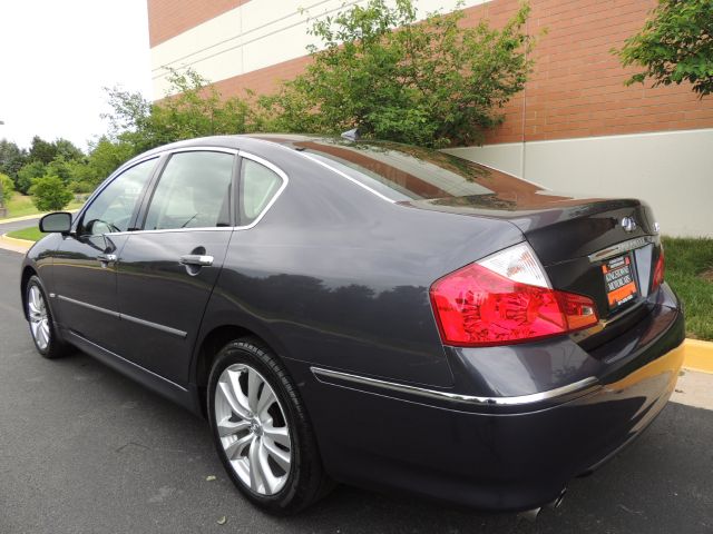 Infiniti M35 2008 photo 2