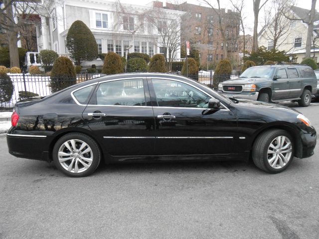 Infiniti M35 2009 photo 3