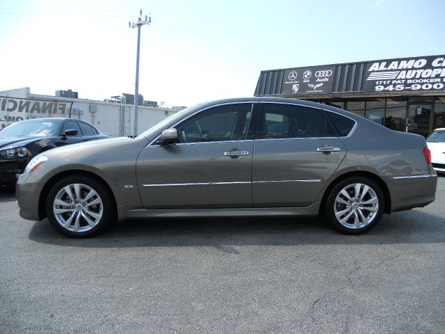 Infiniti M35 2009 photo 3