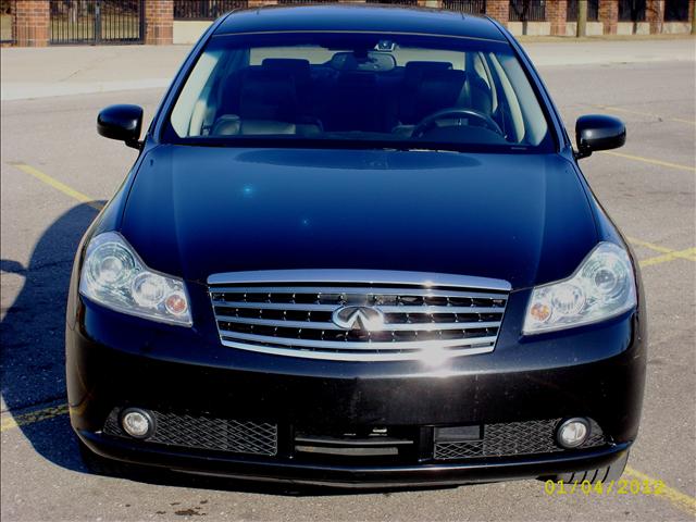 Infiniti M35x 2006 photo 2