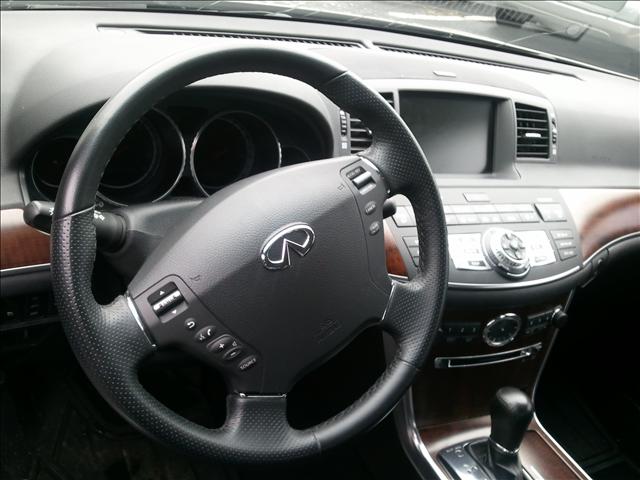 Infiniti M35x 2009 photo 1