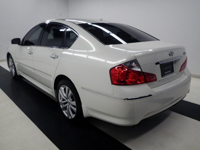 Infiniti M35x 2010 photo 3