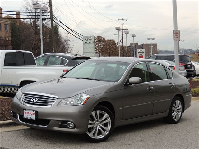 Infiniti M35x Base Unspecified