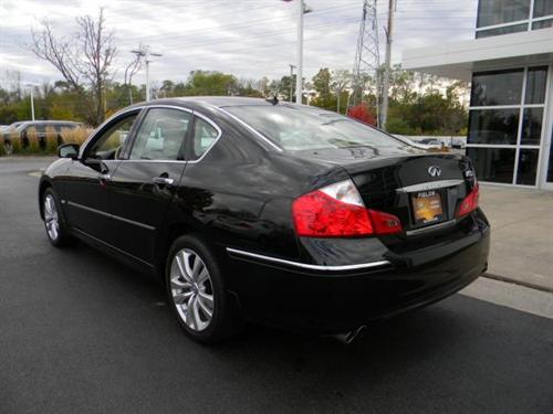 Infiniti M35x 2010 photo 3