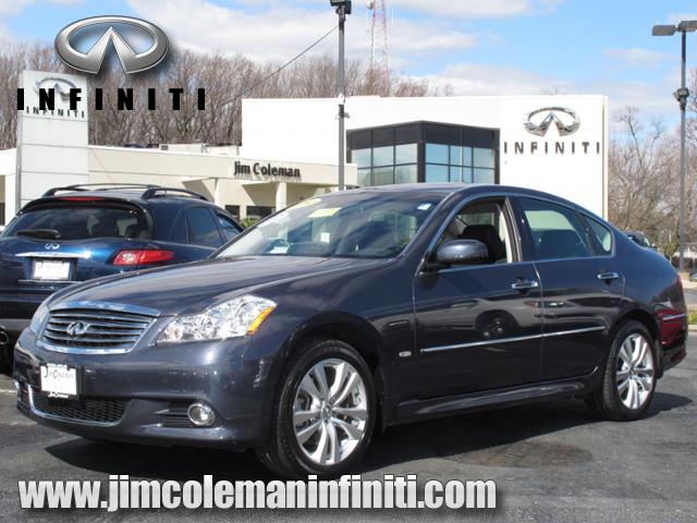 Infiniti M35x 2010 photo 1