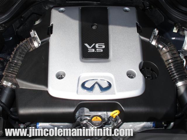 Infiniti M35x 2010 photo 3