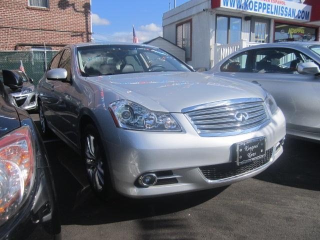 Infiniti M35x 2010 photo 5