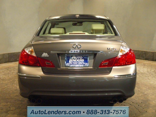 Infiniti M35x 2010 photo 1