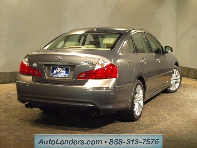 Infiniti M35x 2010 photo 4