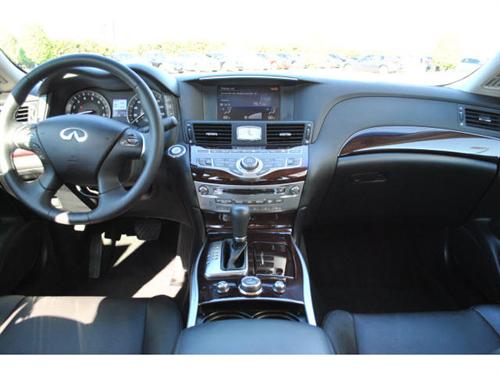 Infiniti M37 2011 photo 1