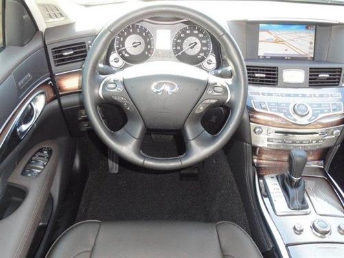 Infiniti M37 2011 photo 4