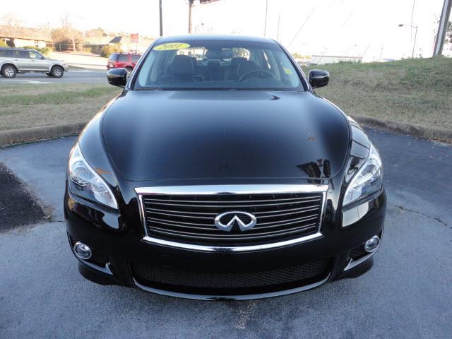 Infiniti M37 2011 photo 1