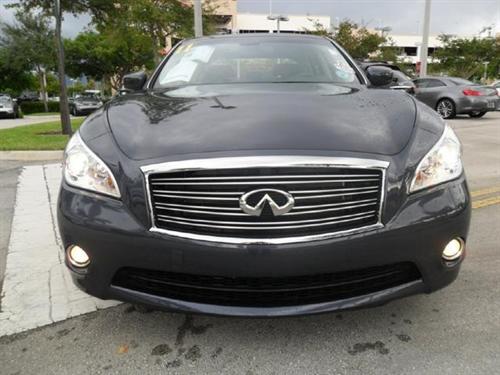 Infiniti M37 2011 photo 1