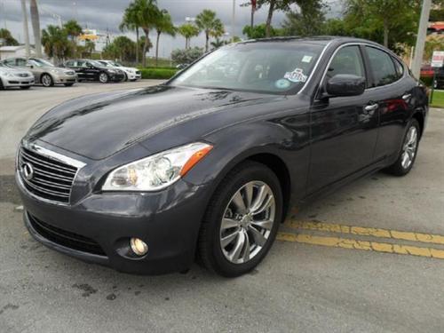 Infiniti M37 2011 photo 2