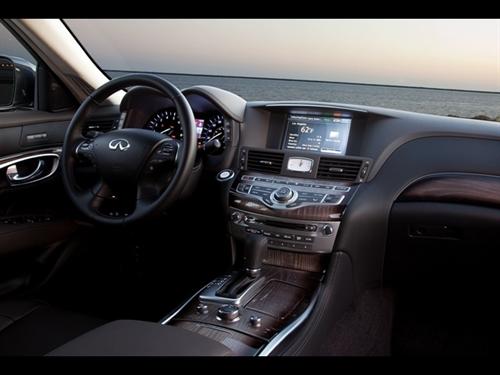 Infiniti M37 2011 photo 1