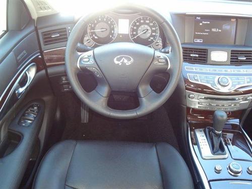 Infiniti M37 2011 photo 4