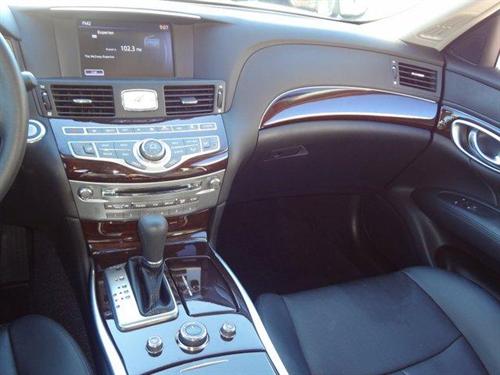 Infiniti M37 2011 photo 5